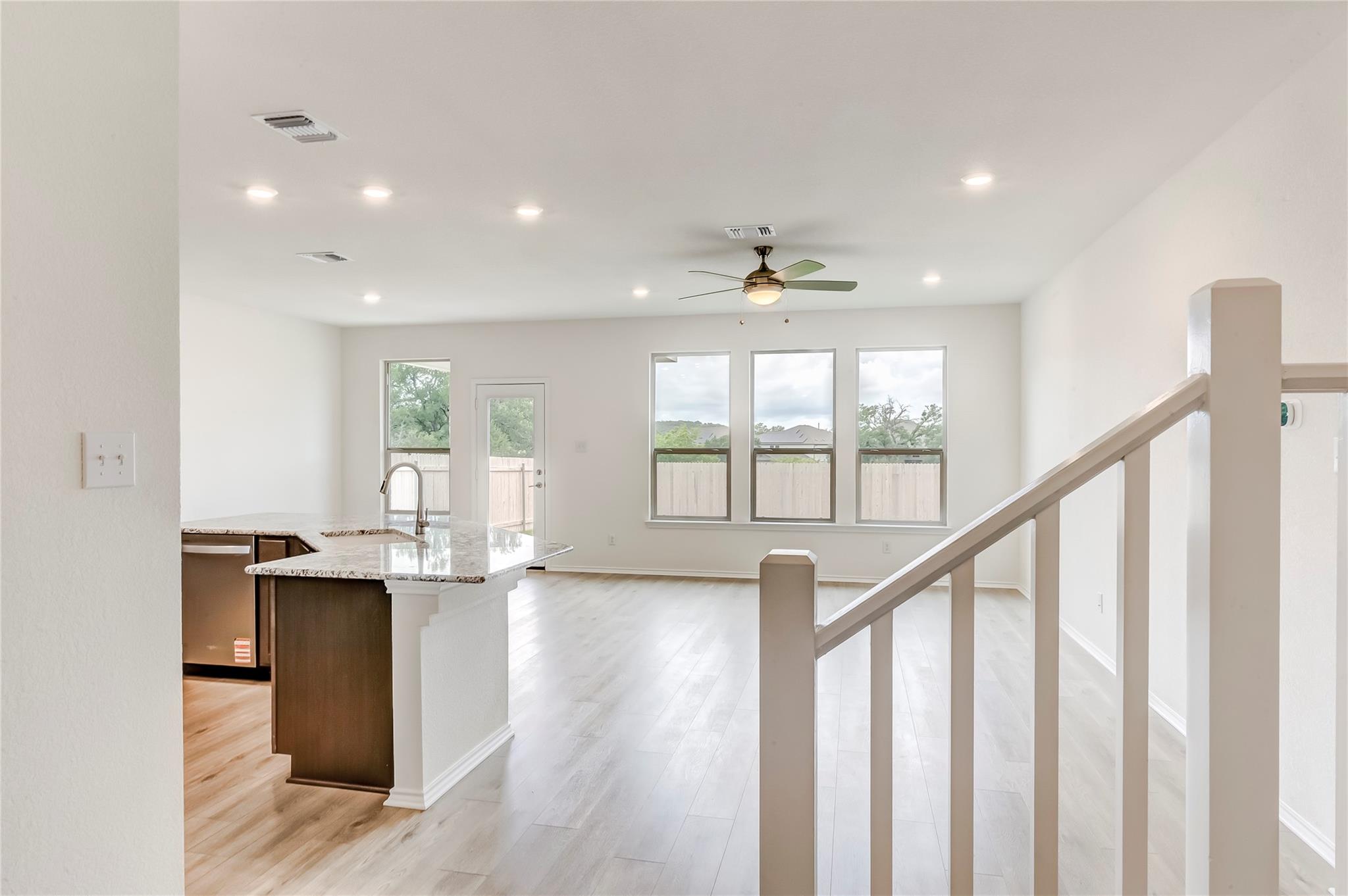 1717 River Plateau Dr, Leander, TX 78641