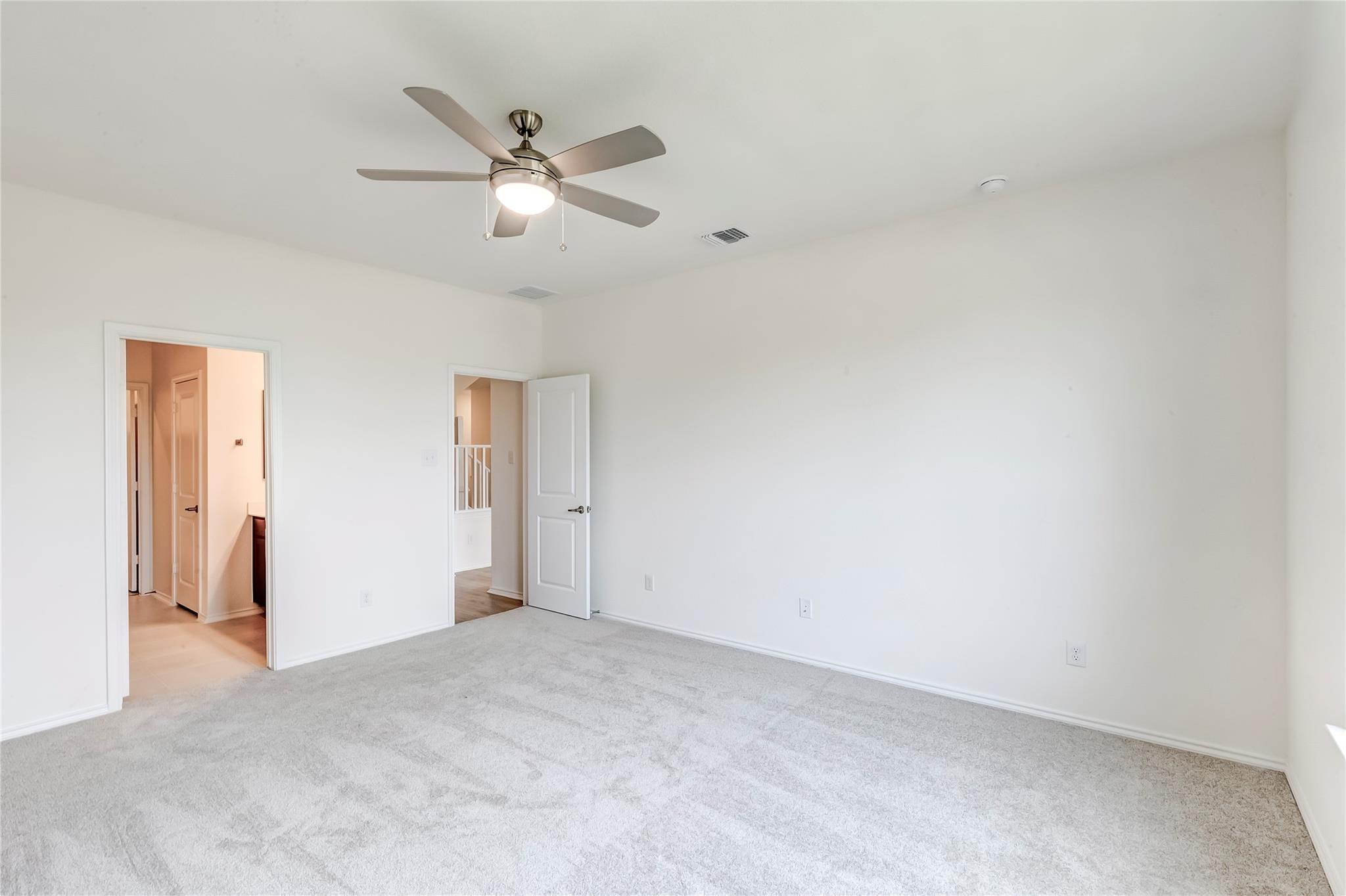 1717 River Plateau Dr, Leander, TX 78641