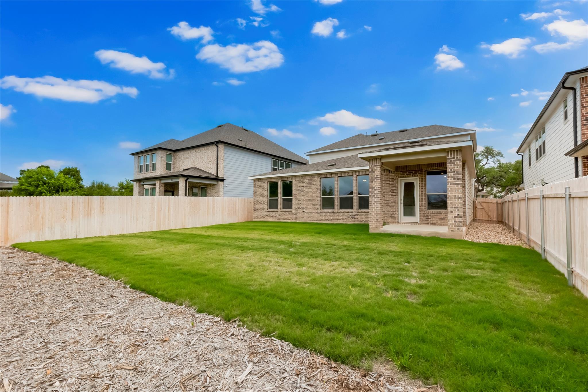 1717 River Plateau Dr, Leander, TX 78641