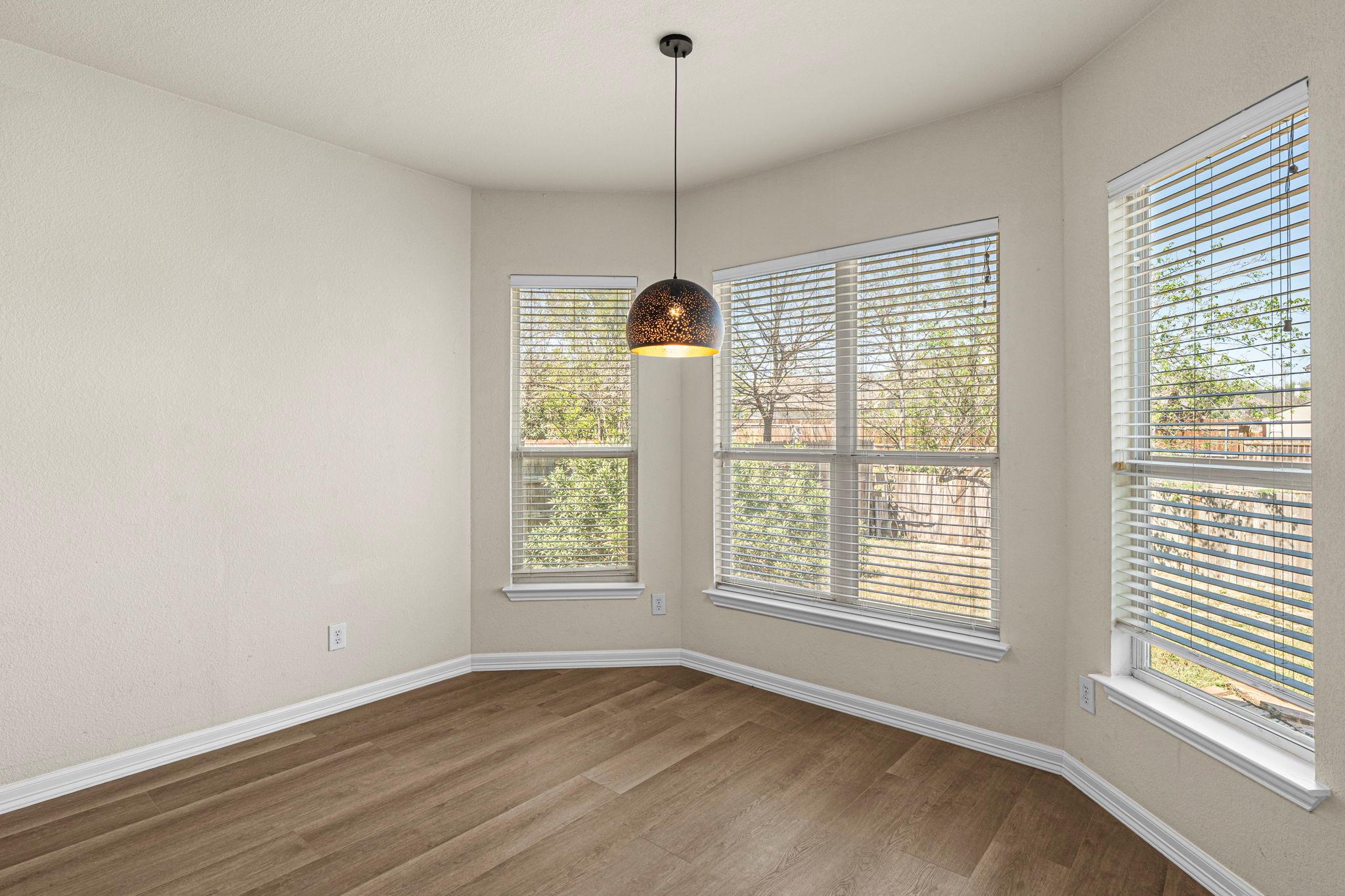 157 Amber Ash Dr, Kyle, TX 78640