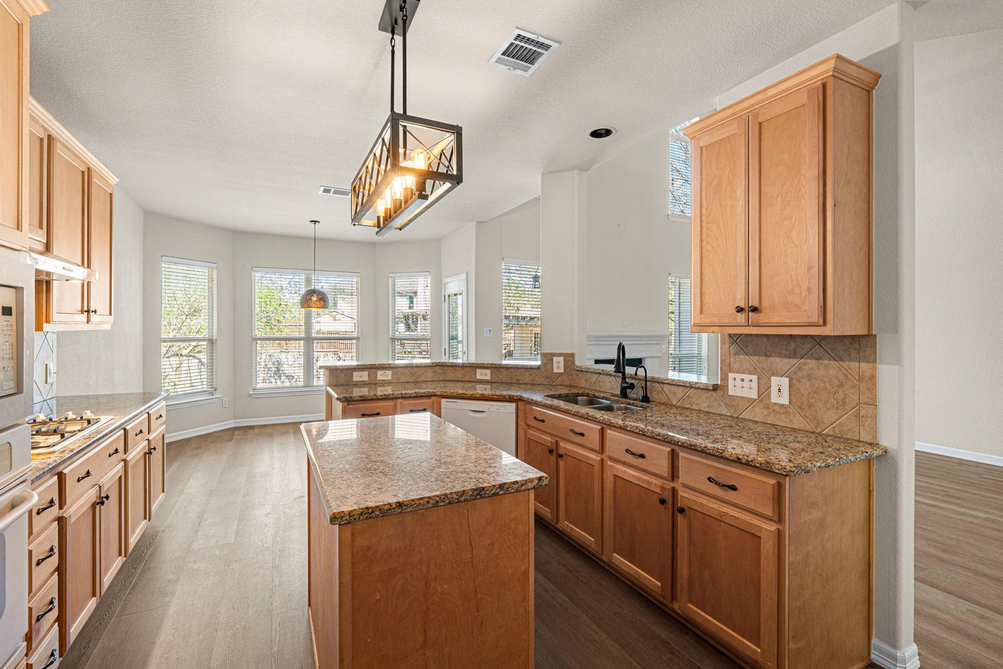 157 Amber Ash Dr, Kyle, TX 78640