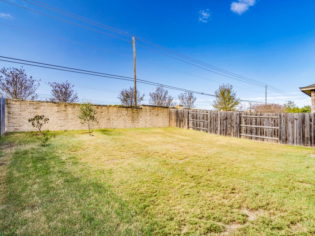 9500 Hunter Ln, Austin, TX 78748