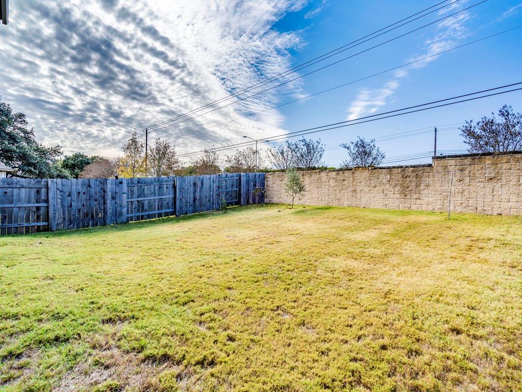 9500 Hunter Ln, Austin, TX 78748