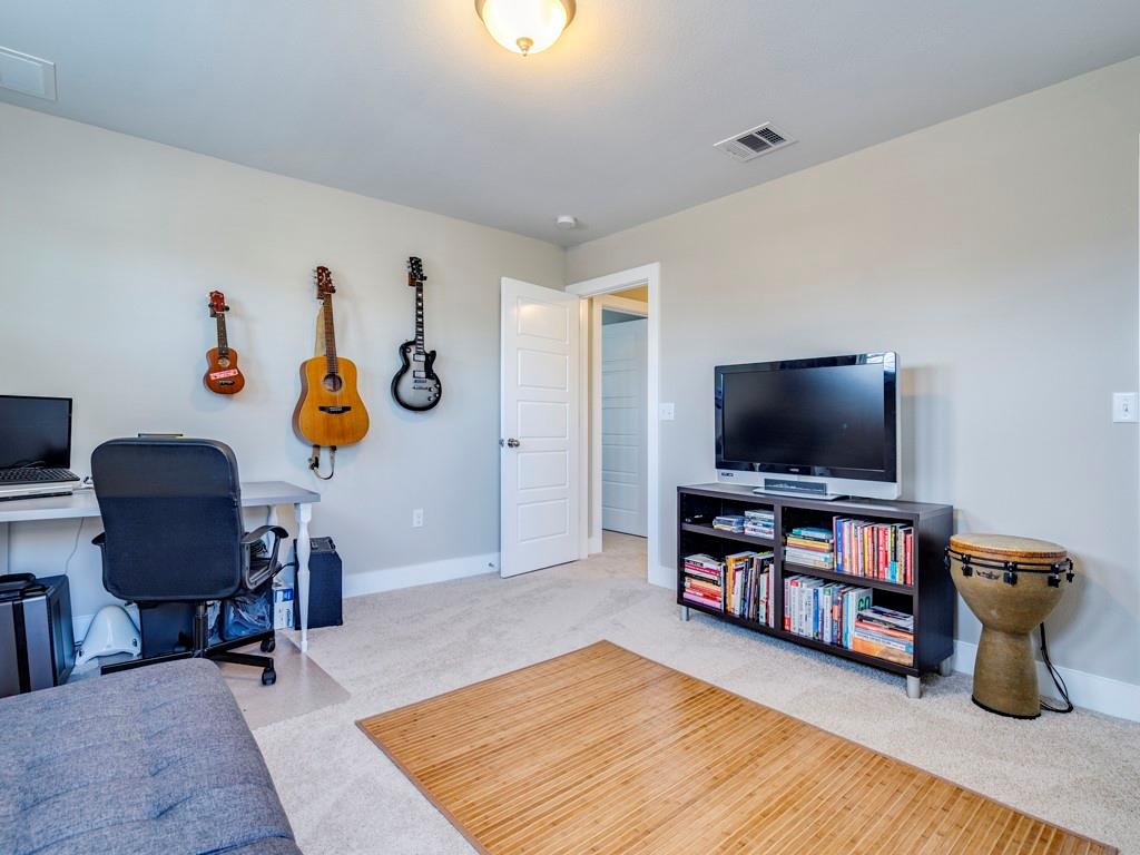 9500 Hunter Ln, Austin, TX 78748