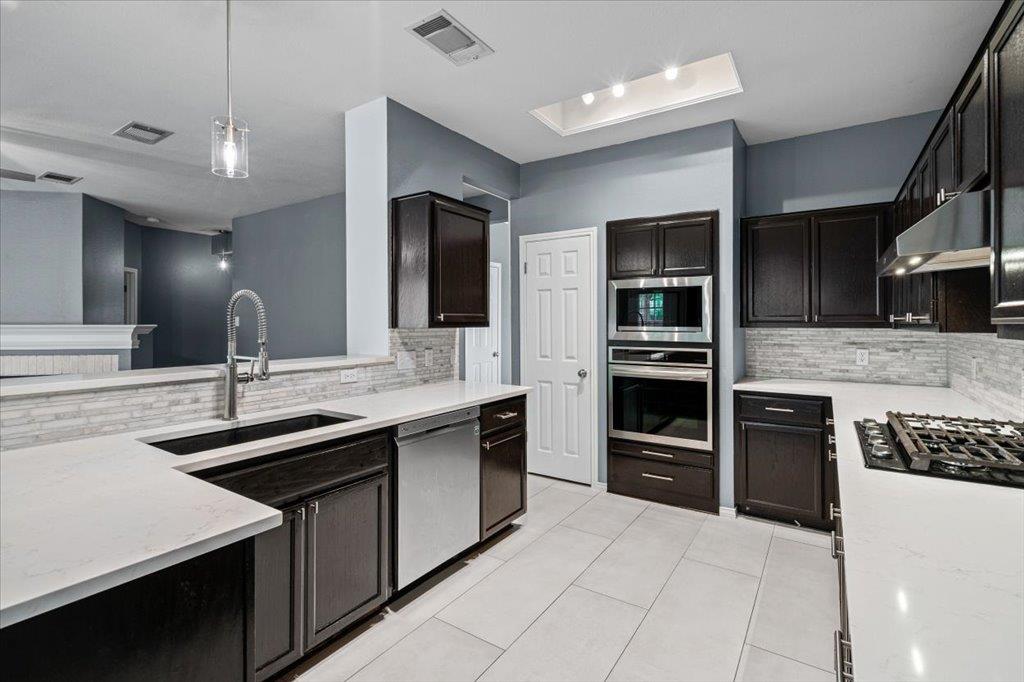 4004 Castle Crk, Round Rock, TX 78681