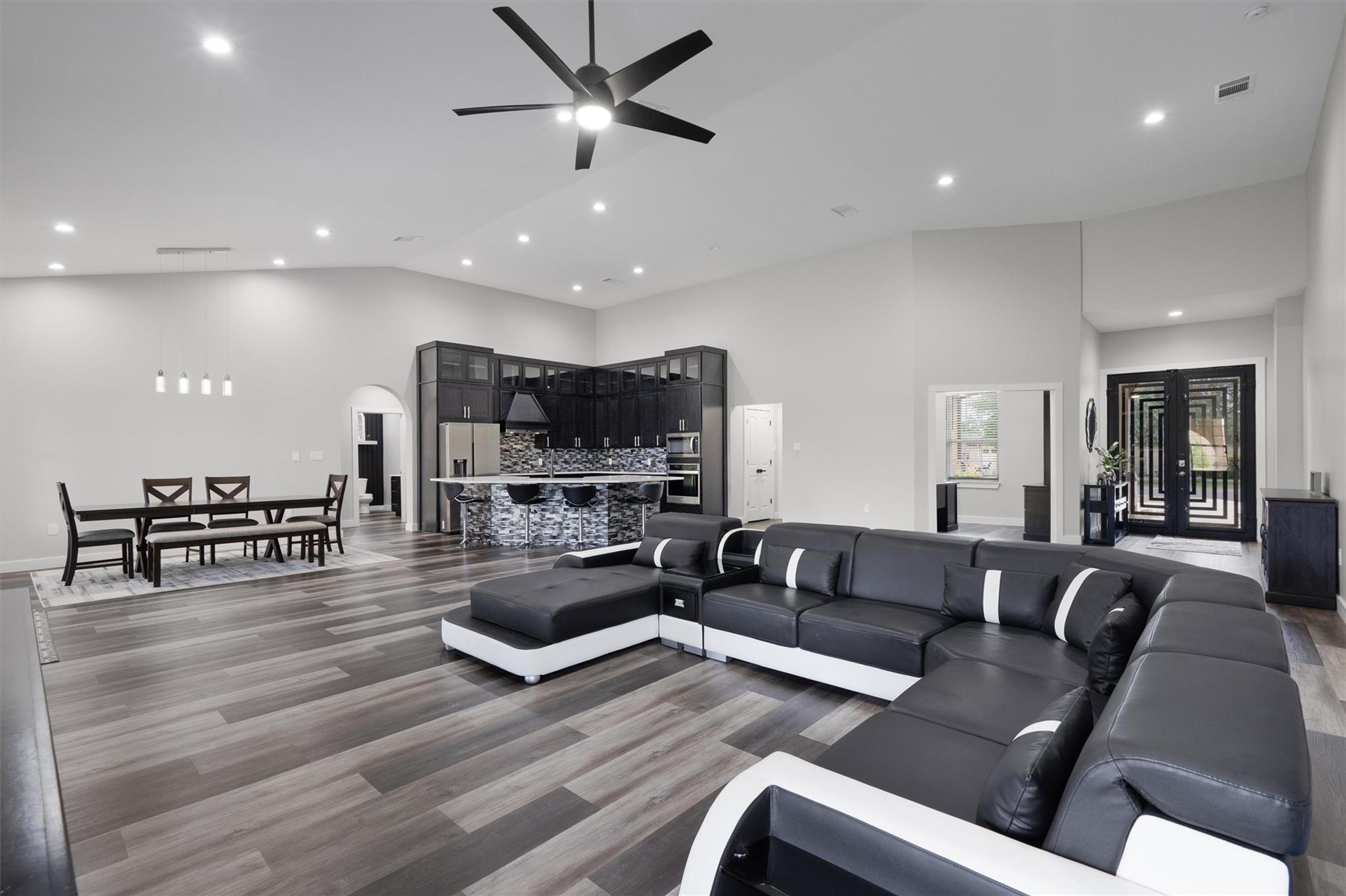 50204 Ironhorse Trl, Georgetown, TX 78626