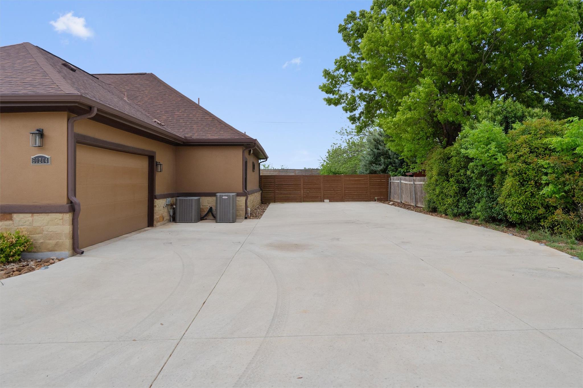 50204 Ironhorse Trl, Georgetown, TX 78626