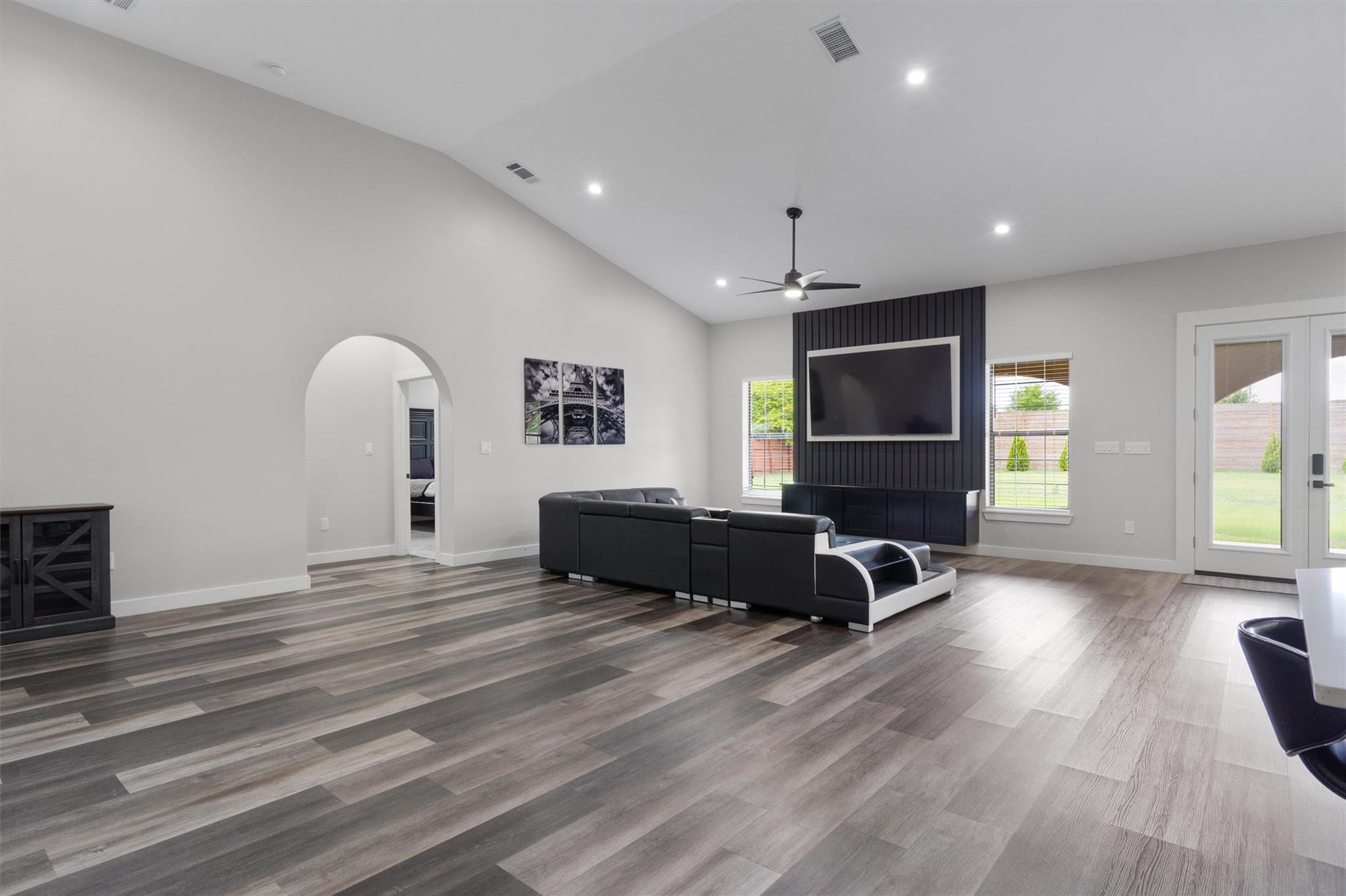 50204 Ironhorse Trl, Georgetown, TX 78626