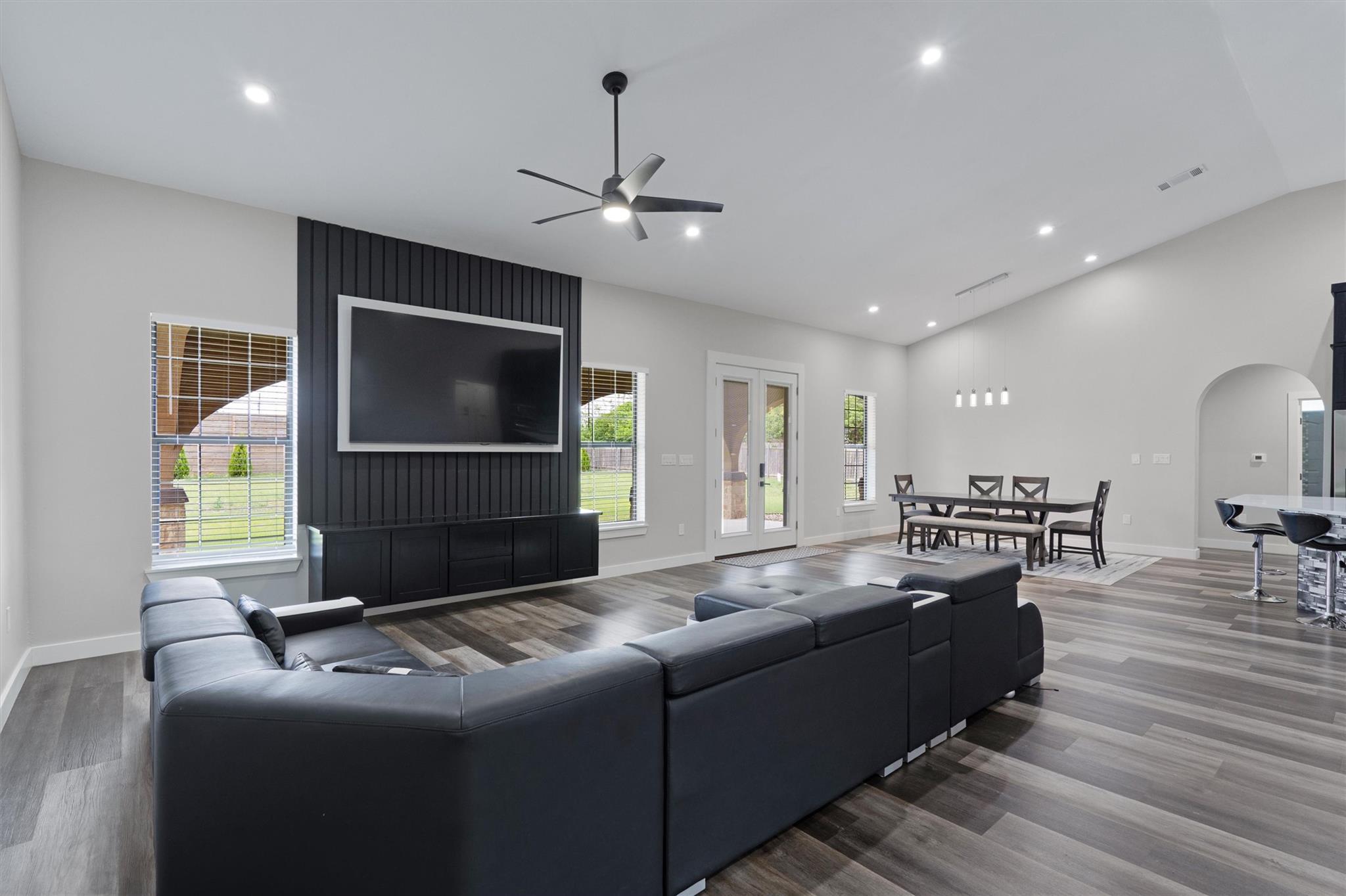 50204 Ironhorse Trl, Georgetown, TX 78626