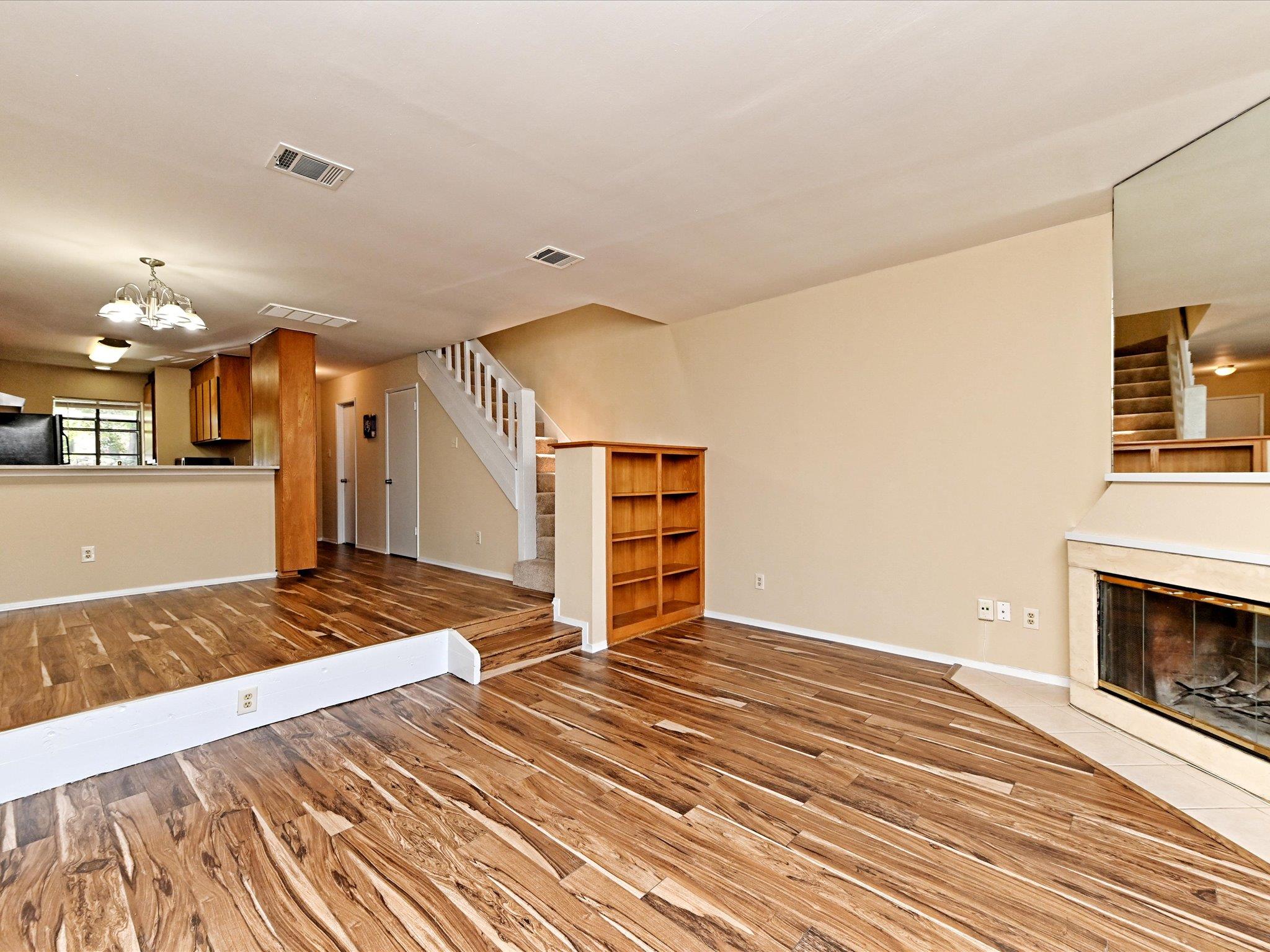 7122 Wood Hollow Dr # 51, Austin, TX 78731