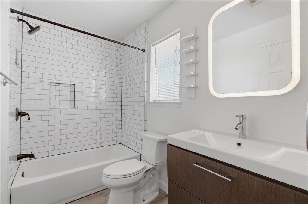 1015 E Yager Ln # 18, Austin, TX 78753