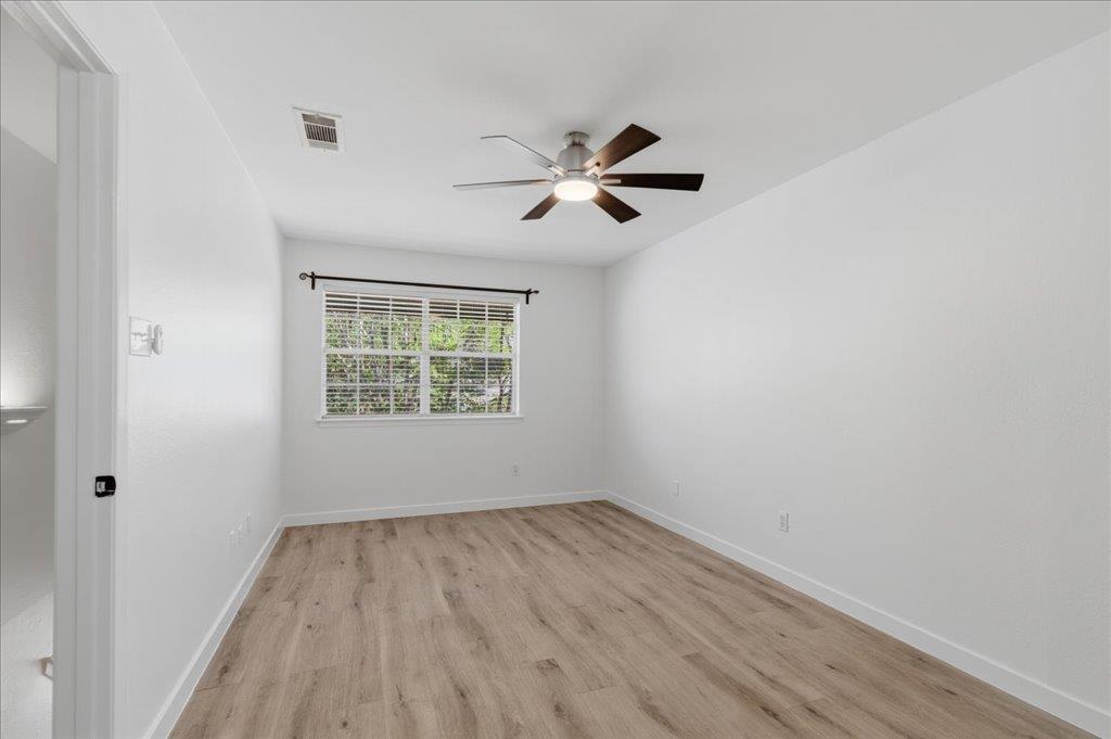 1015 E Yager Ln # 18, Austin, TX 78753