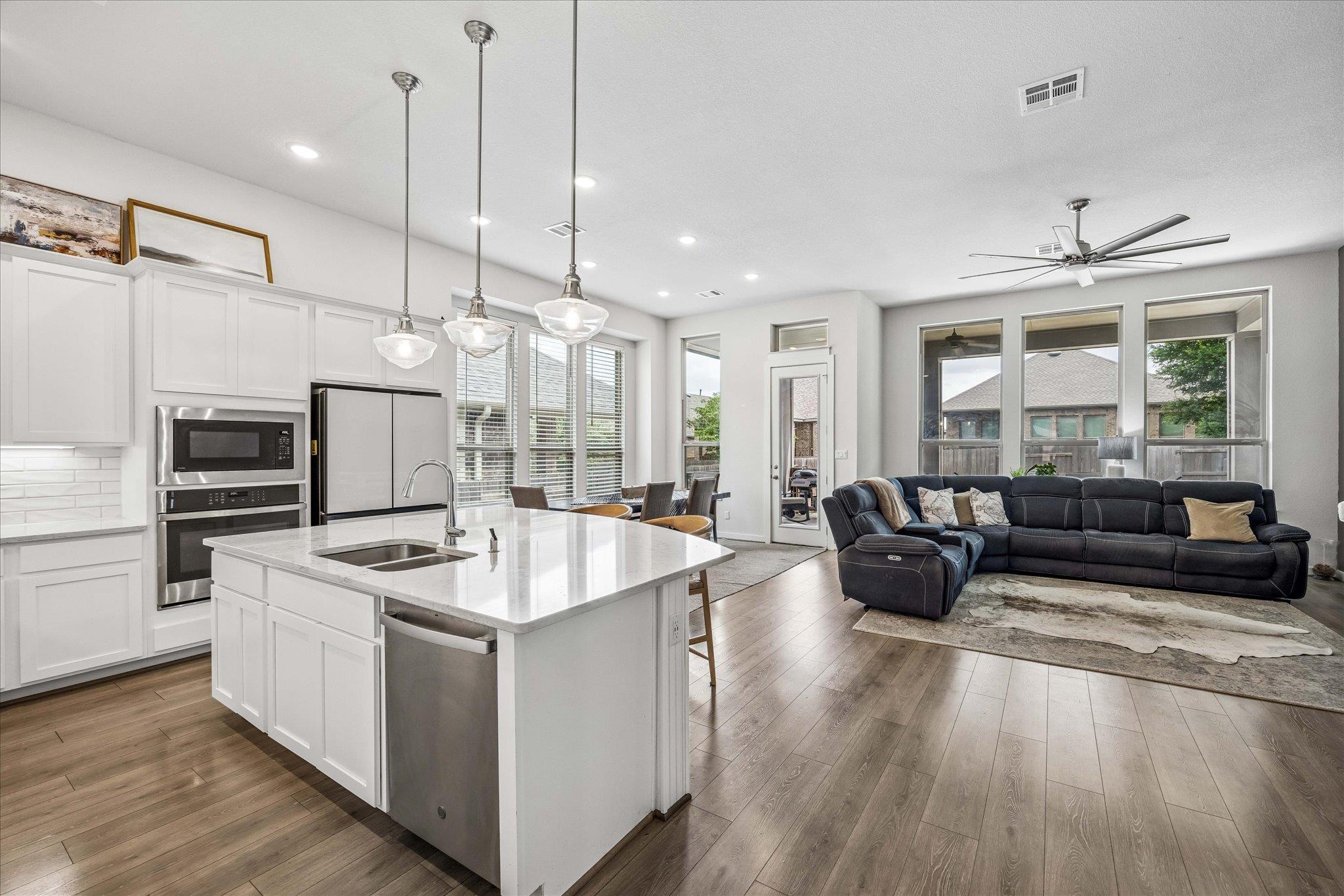 320 Teakmill Trl, San Marcos, TX 78666