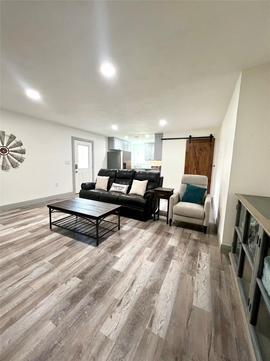 104 E Main St, Johnson City, TX 78636