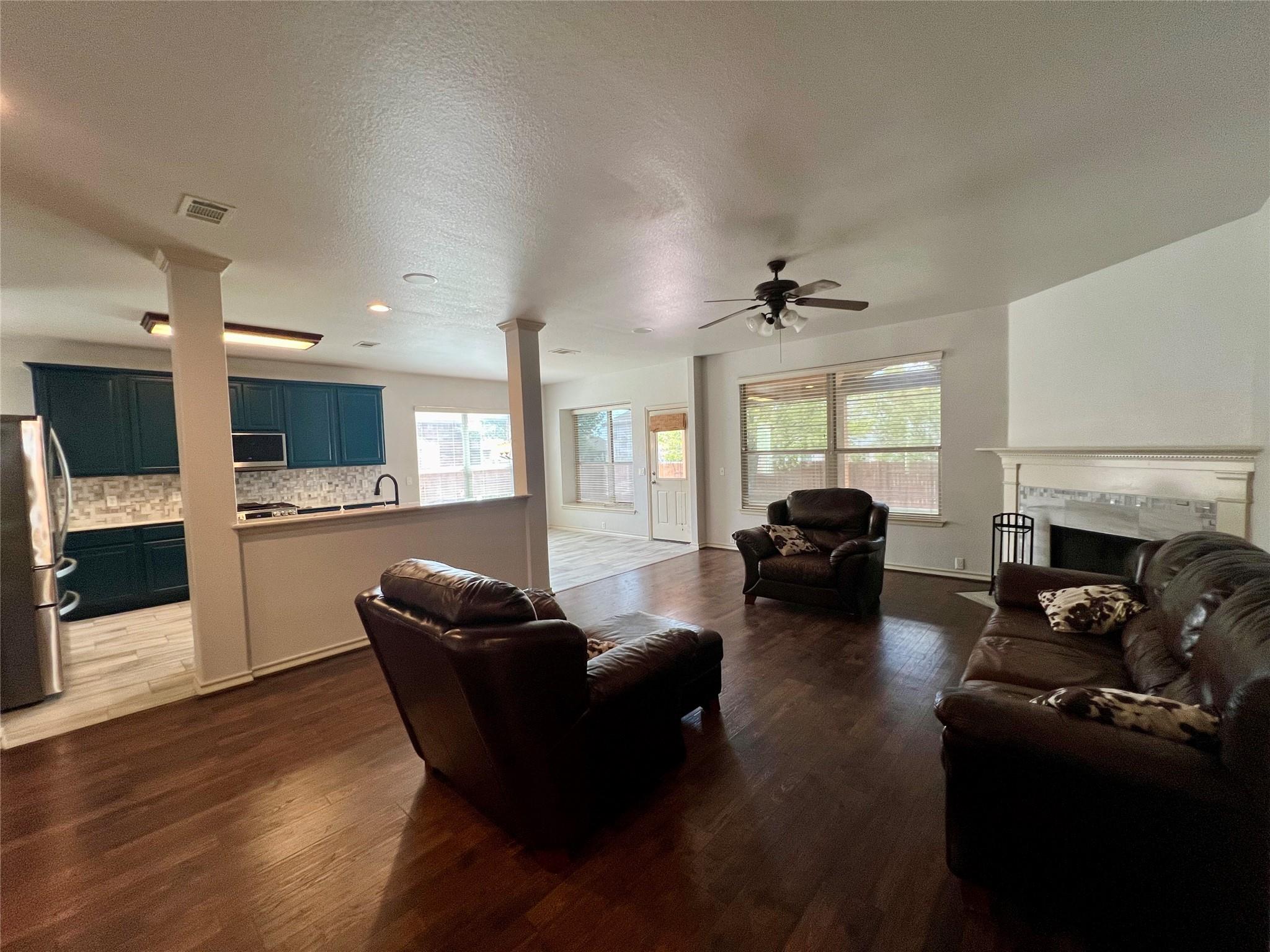 20937 Mandrake Dr, Pflugerville, TX 78660