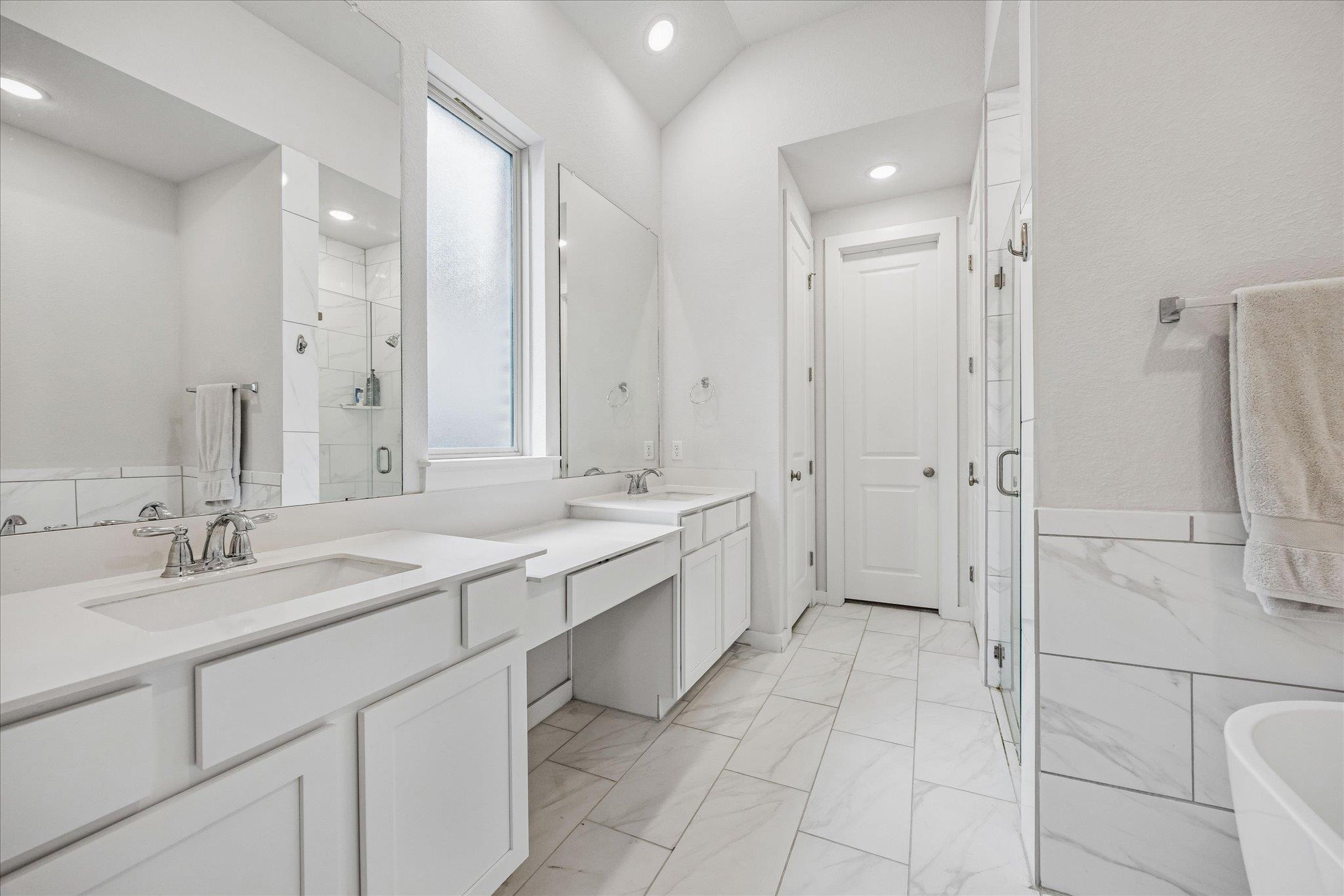 320 Teakmill Trl, San Marcos, TX 78666