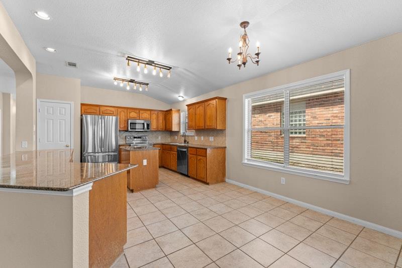 713 Bighorn Dr, Harker Heights, TX 76548