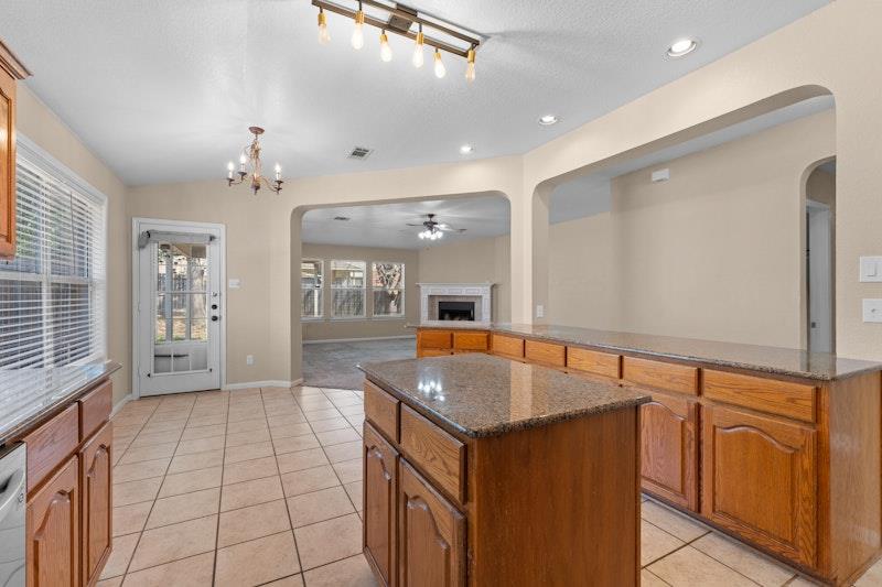 713 Bighorn Dr, Harker Heights, TX 76548