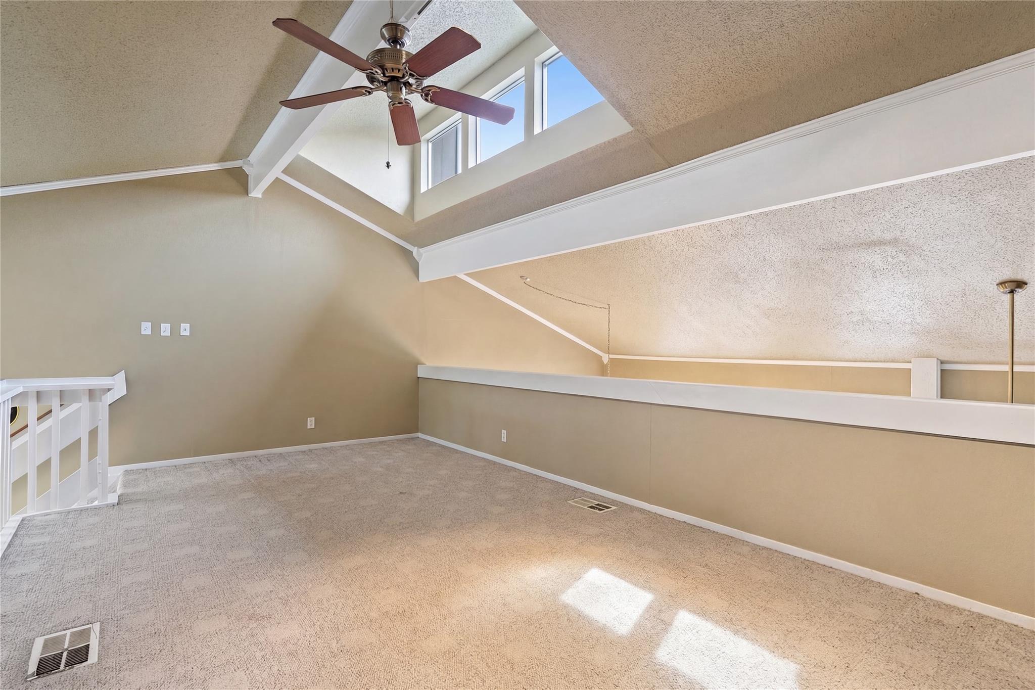 317 Venture Blvd S, Point Venture, TX 78645