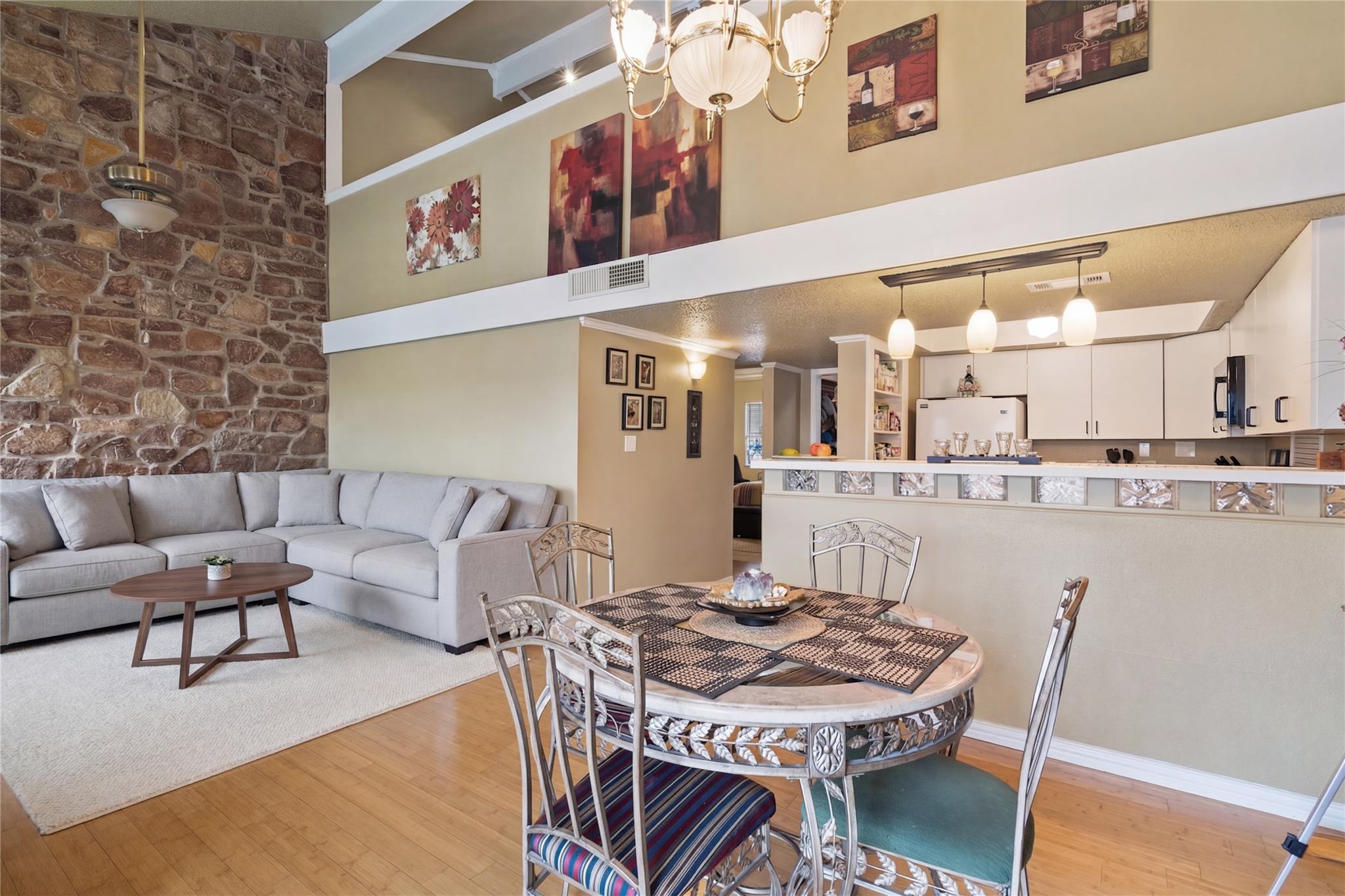 317 Venture Blvd S, Point Venture, TX 78645