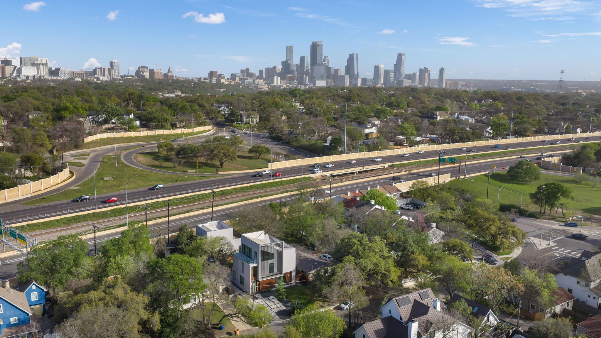 2411 Winsted Ln # 1, Austin, TX 78703