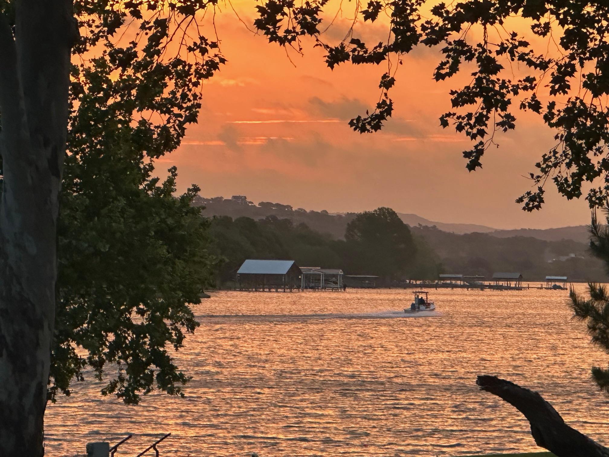 157 E White Rock St, Buchanan Dam, TX 78609