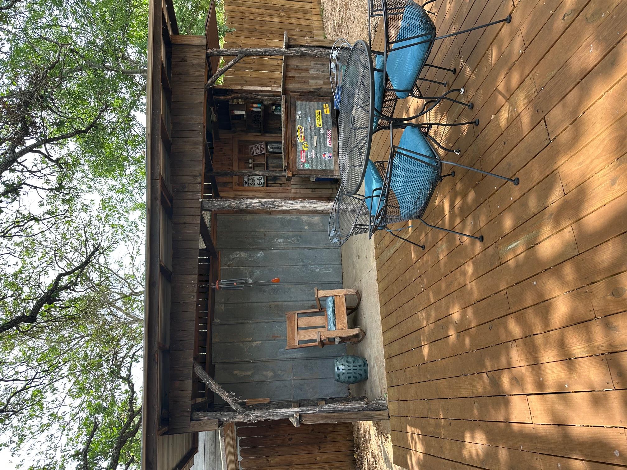 157 E White Rock St, Buchanan Dam, TX 78609