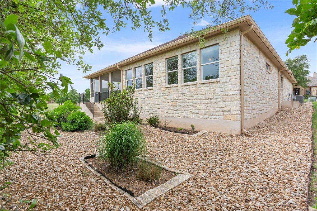 117 Hacienda Heights Cv, Georgetown, TX 78633