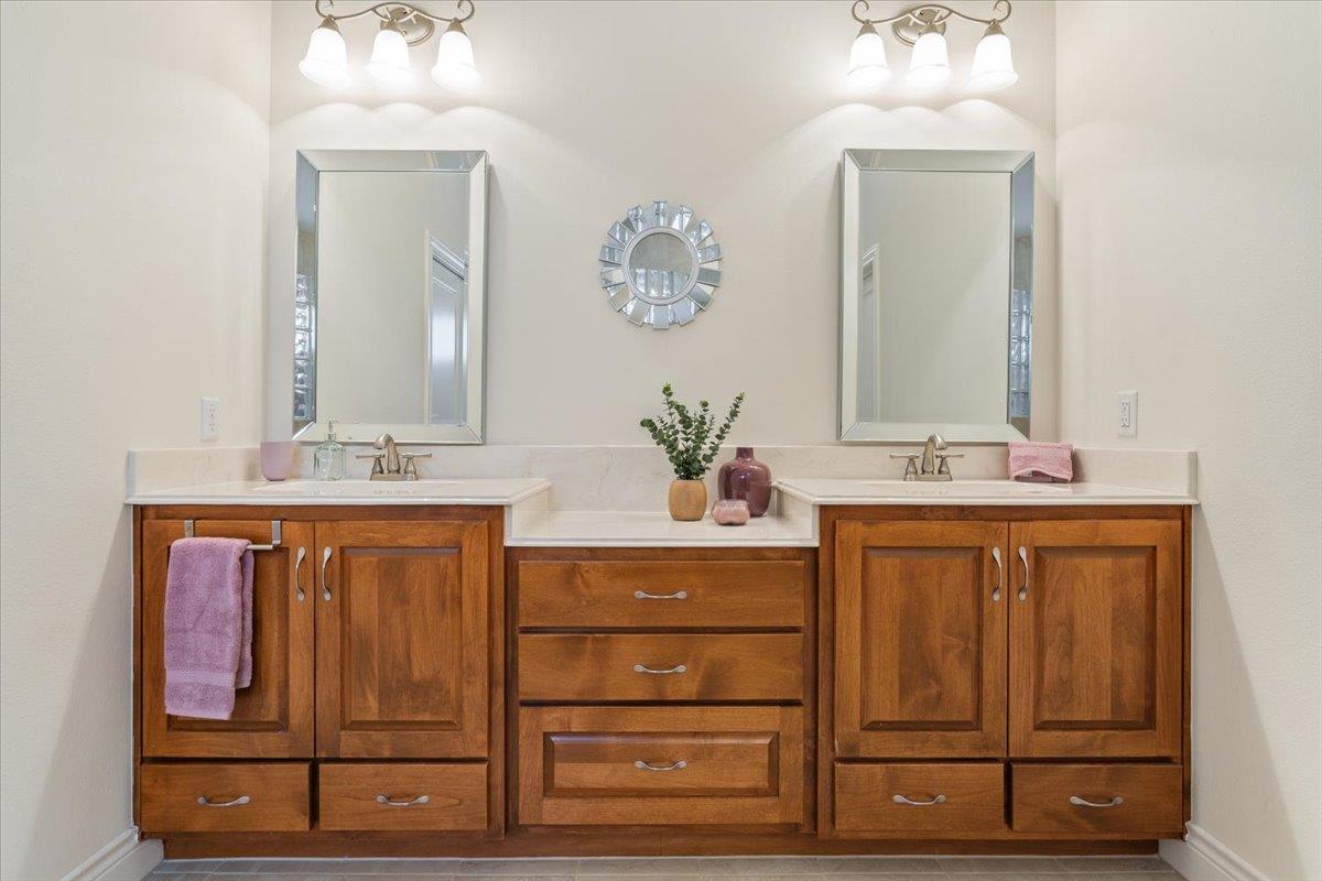 117 Hacienda Heights Cv, Georgetown, TX 78633