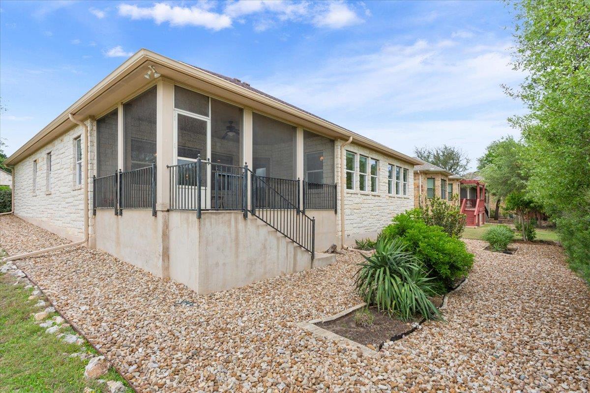 117 Hacienda Heights Cv, Georgetown, TX 78633