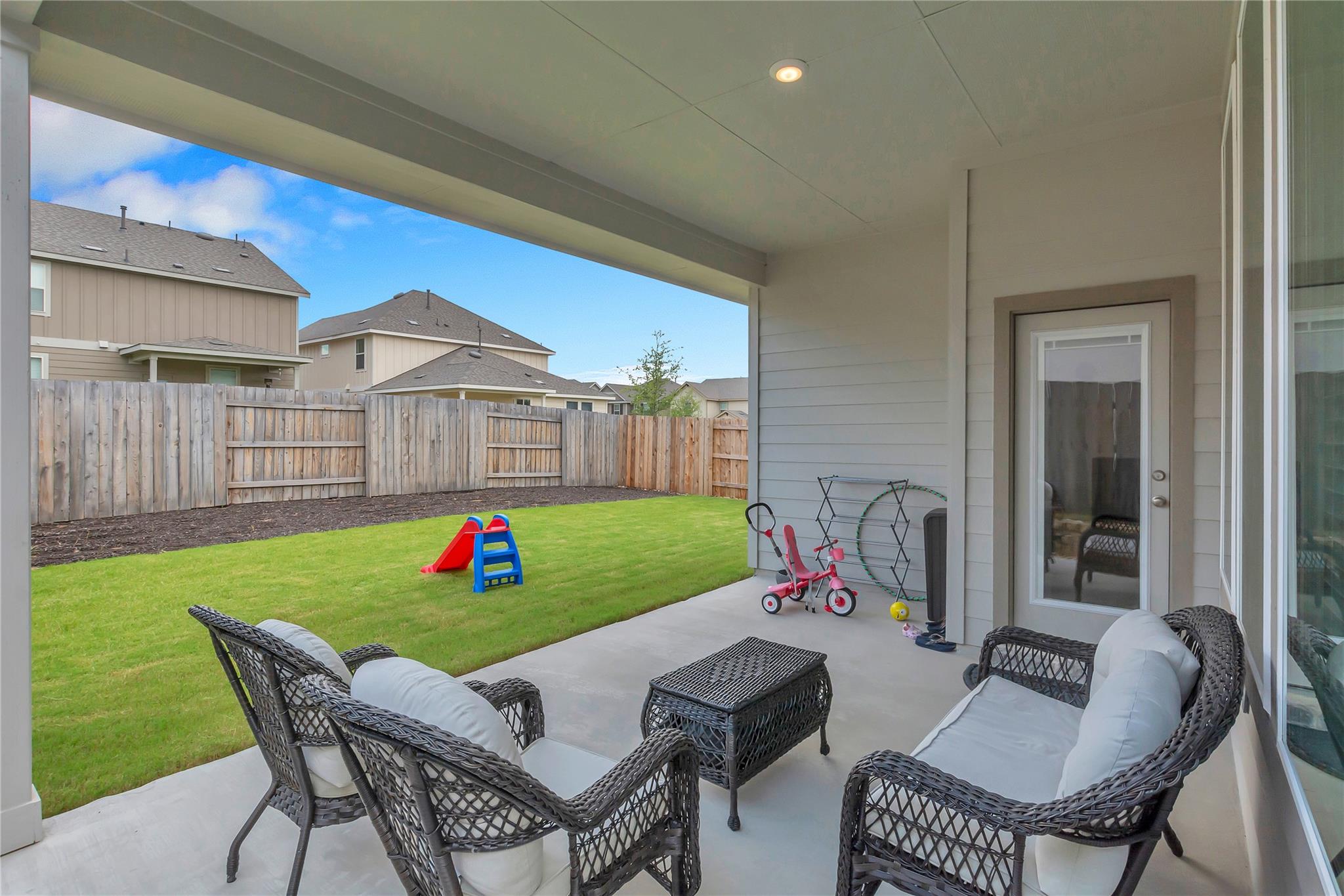 563 Saturnia Dr, Georgetown, TX 78628