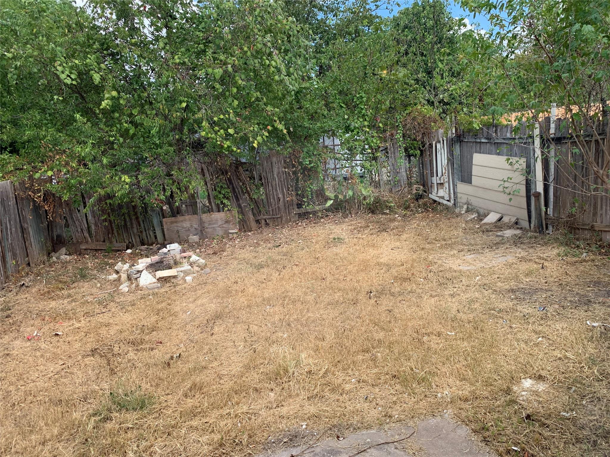 10447 Doc Holliday Trl # B, Austin, TX 78753