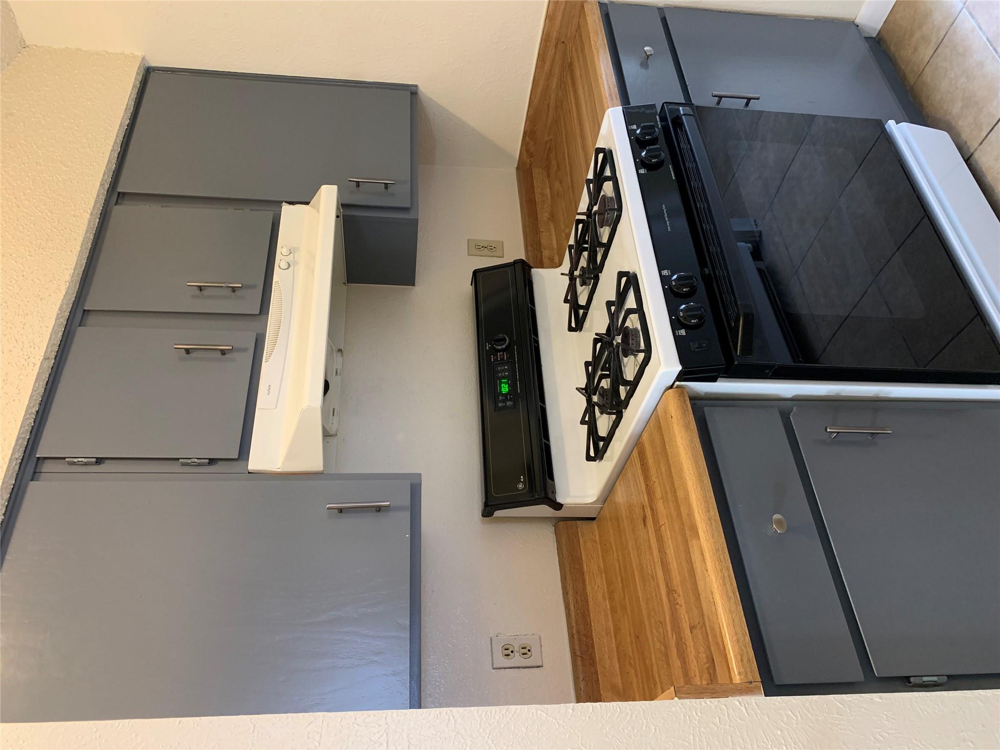 10447 Doc Holliday Trl # B, Austin, TX 78753