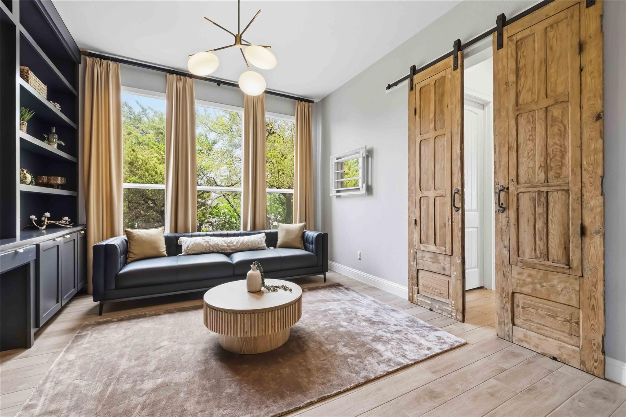 1078 Gato Del Sol Ave, Austin, TX 78737