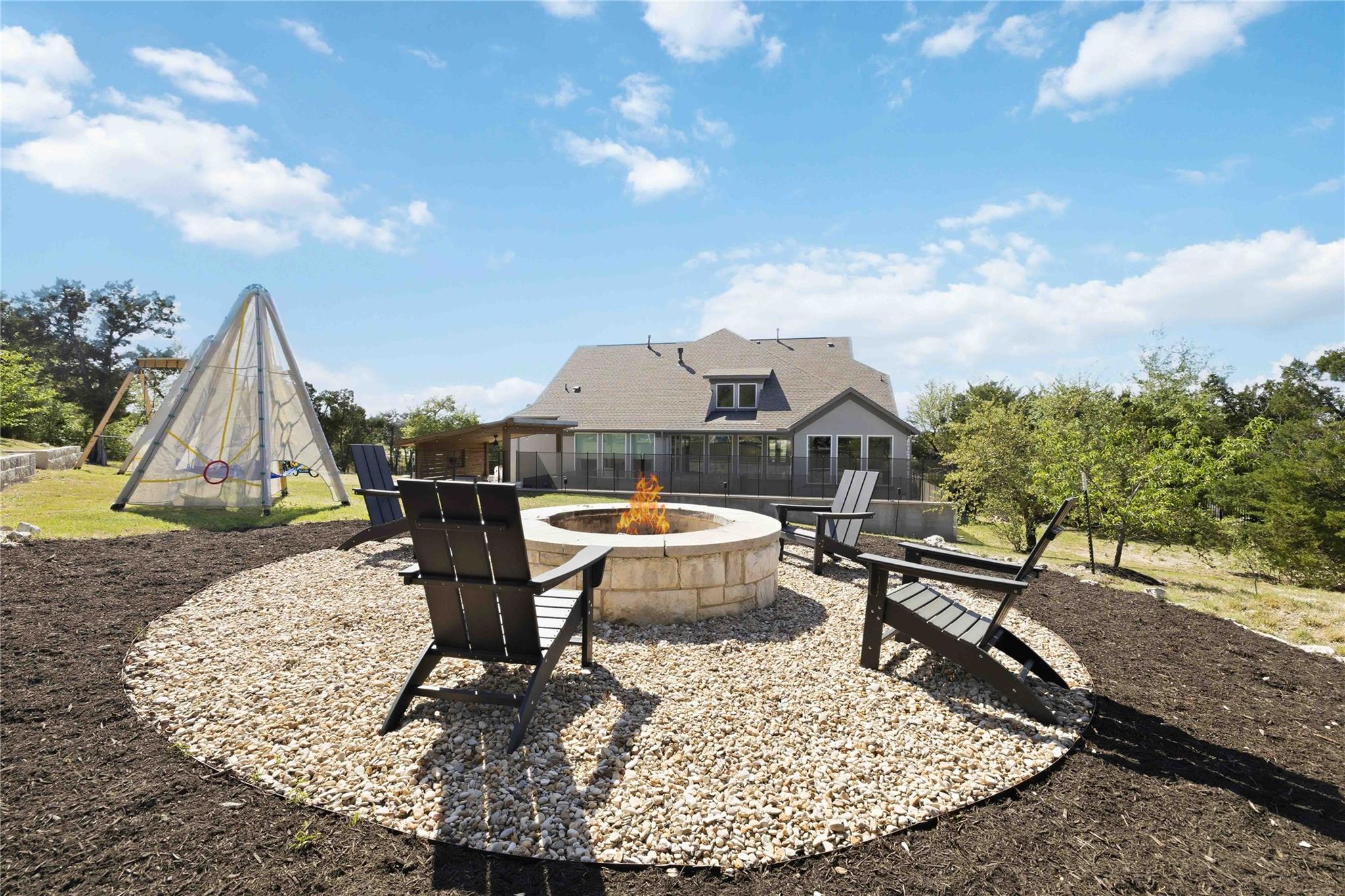 1078 Gato Del Sol Ave, Austin, TX 78737