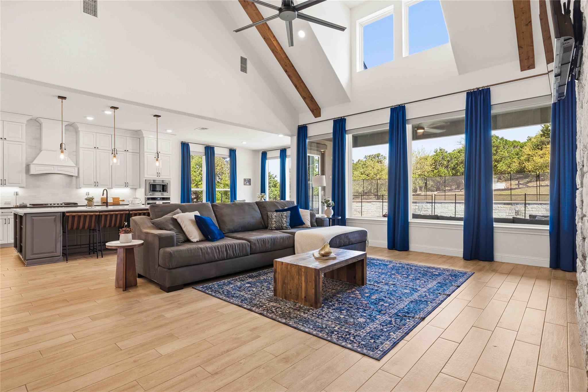 1078 Gato Del Sol Ave, Austin, TX 78737