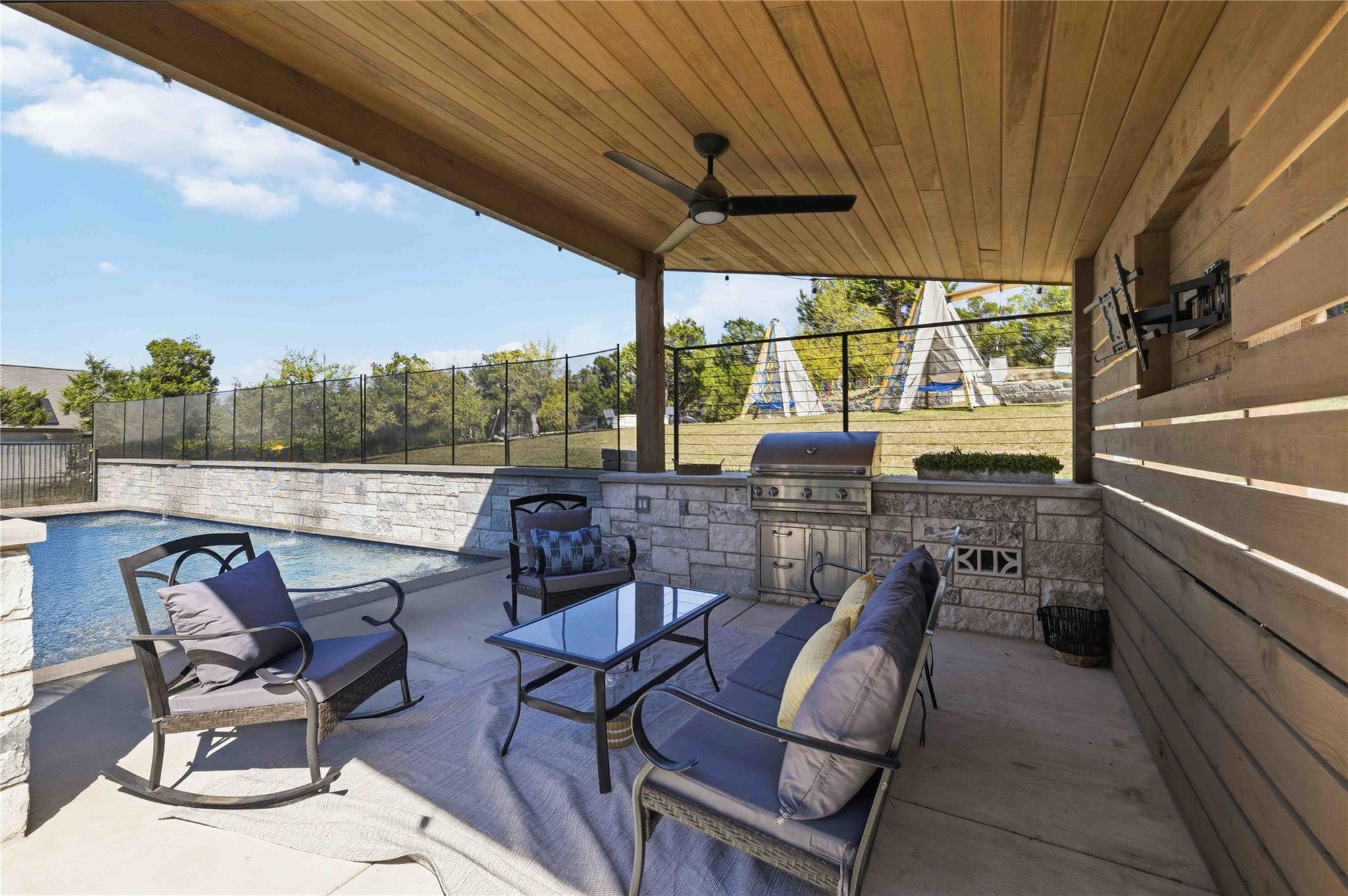 1078 Gato Del Sol Ave, Austin, TX 78737