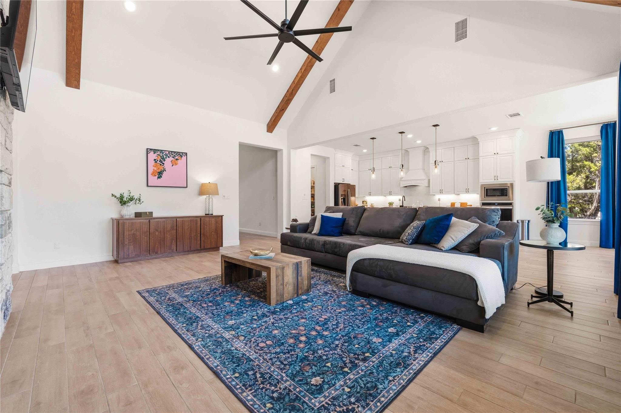 1078 Gato Del Sol Ave, Austin, TX 78737