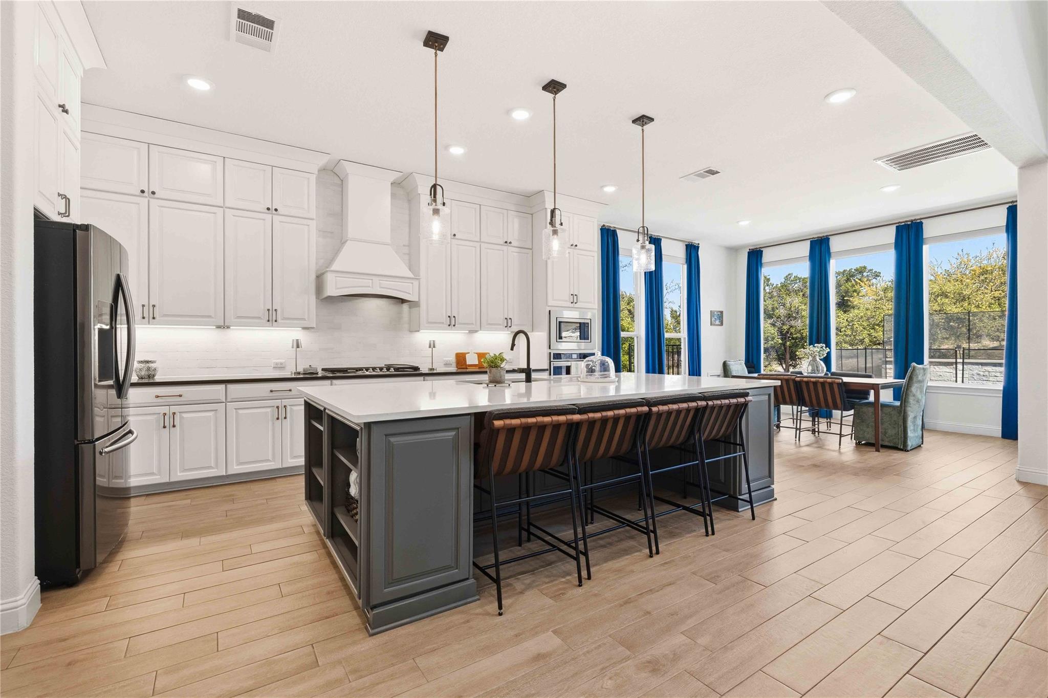 1078 Gato Del Sol Ave, Austin, TX 78737