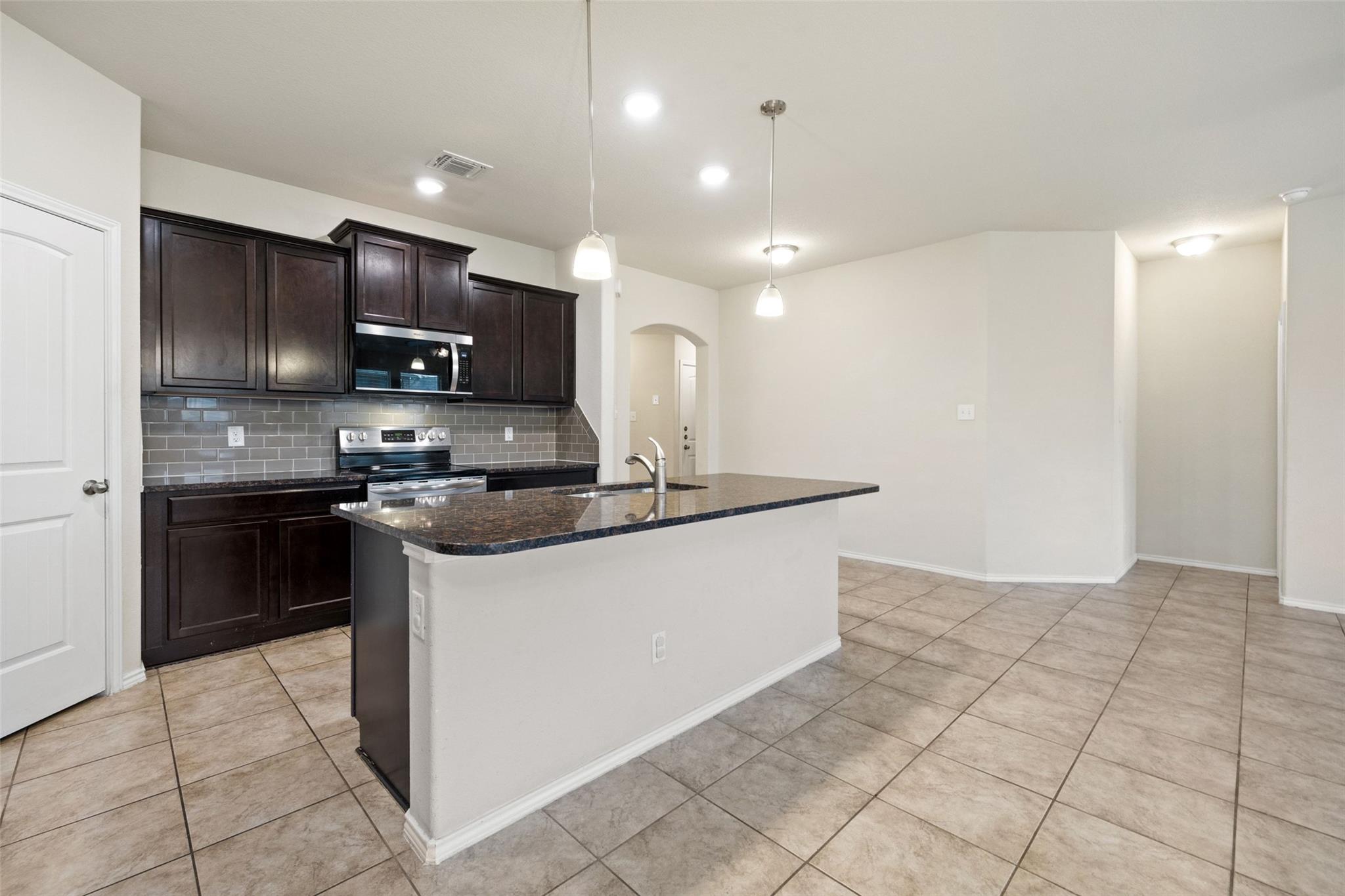 5586 Perdita Dr, Belton, TX 76513