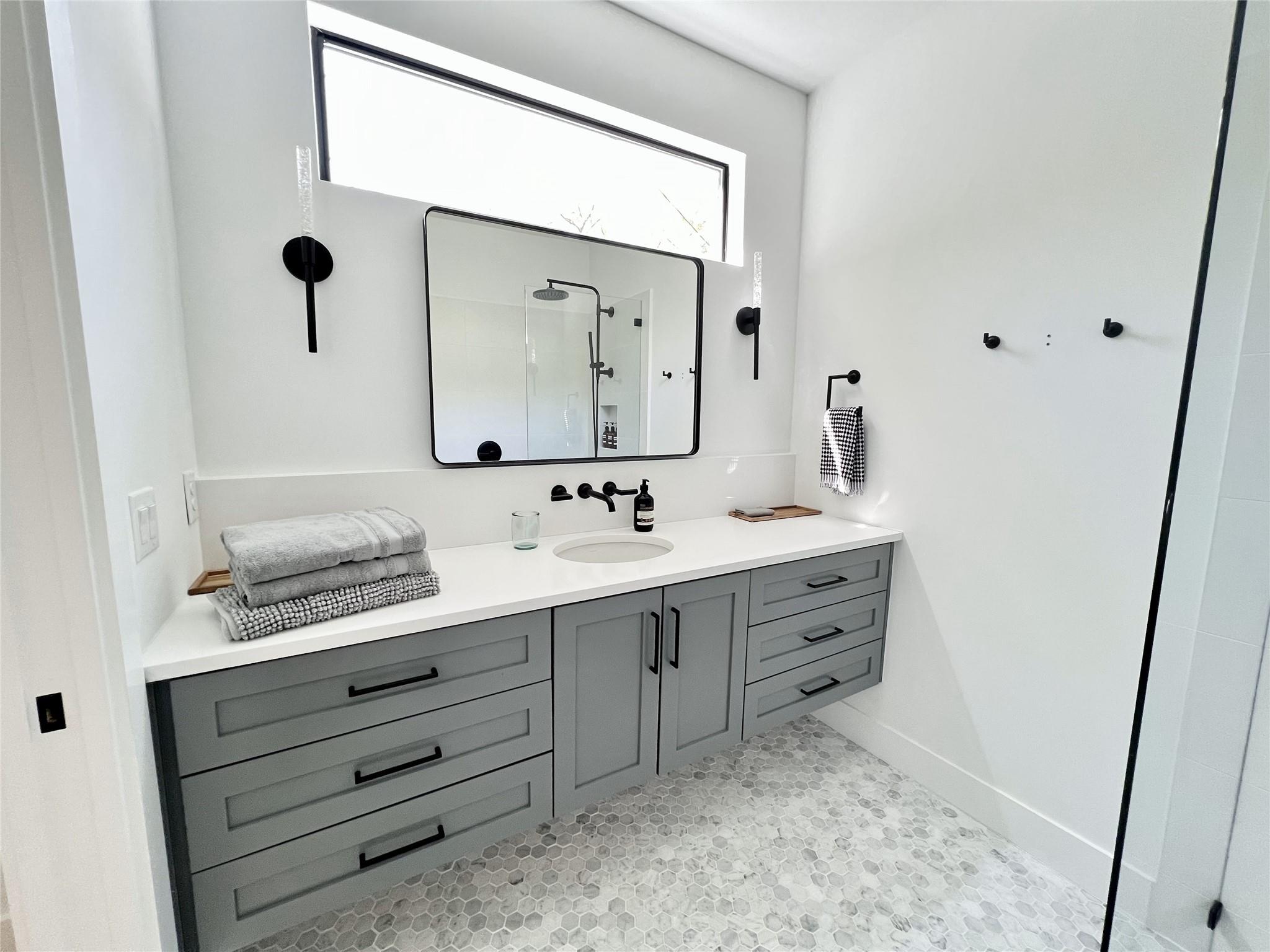 7809 Mullen Dr # 2, Austin, TX 78757