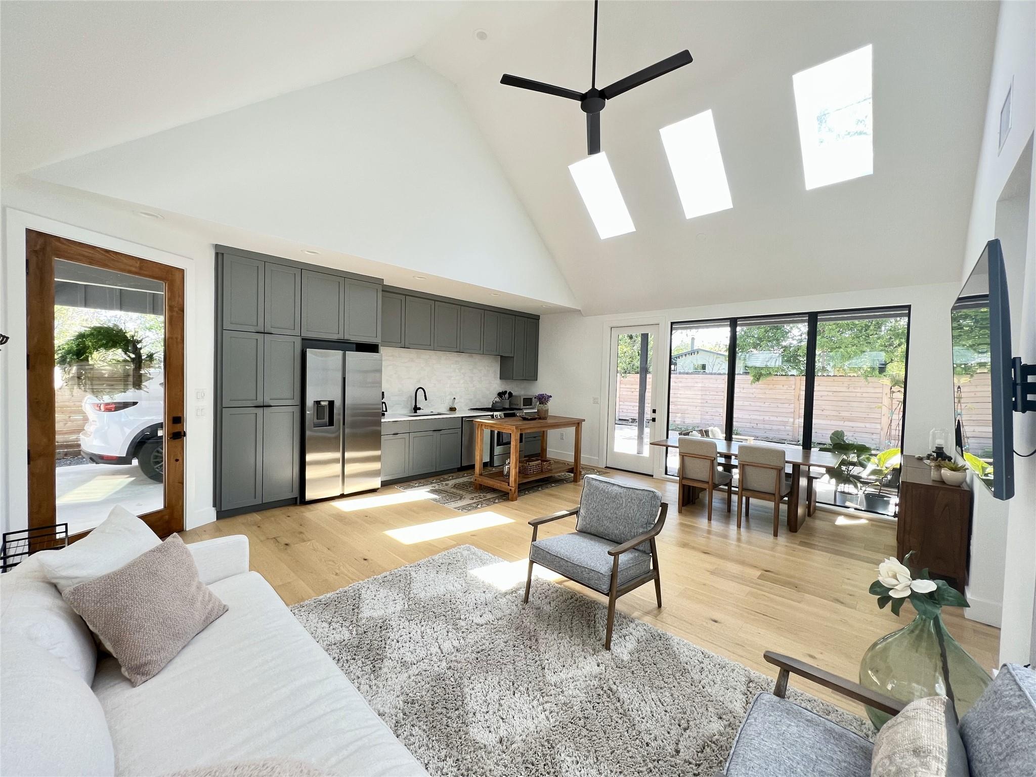 7809 Mullen Dr # 2, Austin, TX 78757