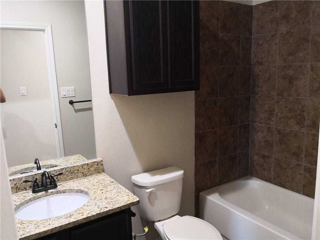 233 Joanne Loop Ln # B, Buda, TX 78610