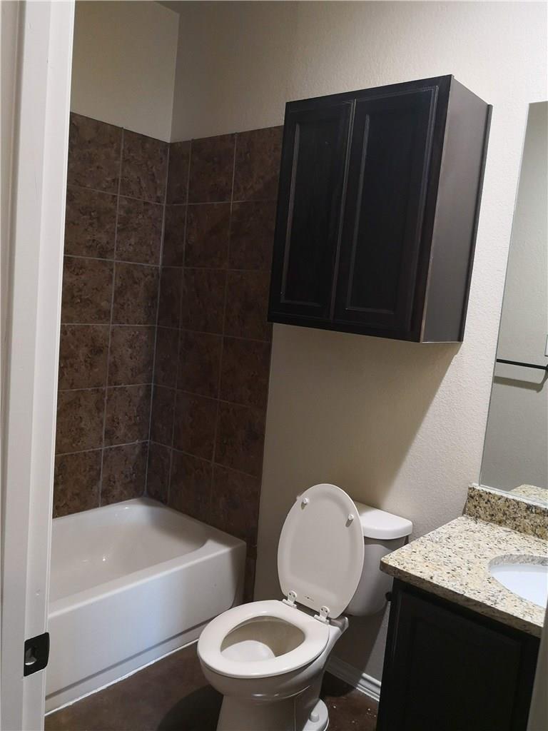 233 Joanne Loop Ln # B, Buda, TX 78610