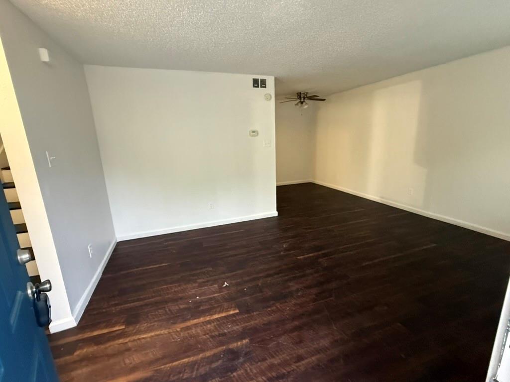 2124 Burton Dr # 251, Austin, TX 78741