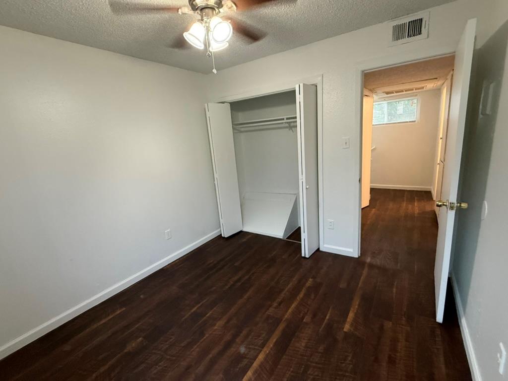 2124 Burton Dr # 251, Austin, TX 78741