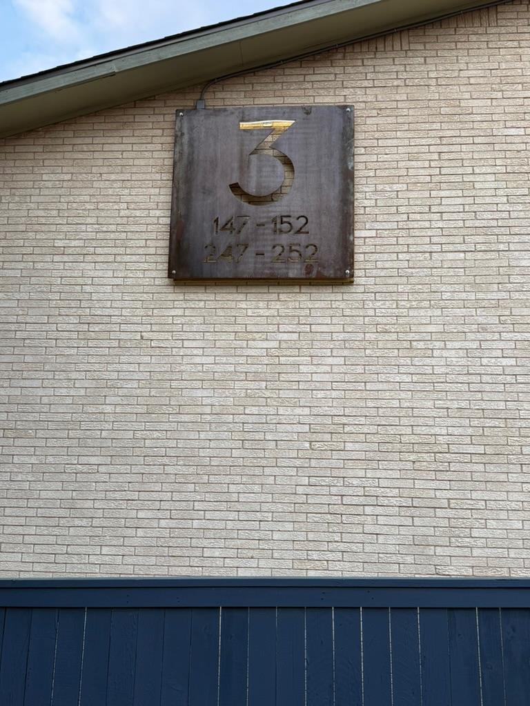 2124 Burton Dr # 251, Austin, TX 78741