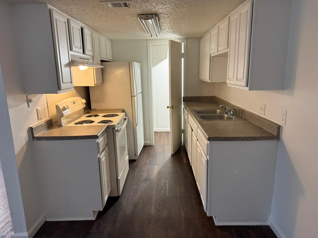 2124 Burton Dr # 251, Austin, TX 78741