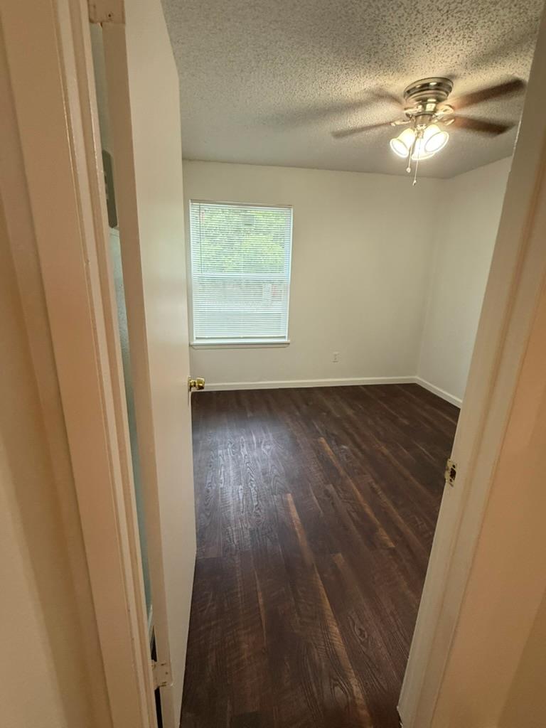 2124 Burton Dr # 251, Austin, TX 78741