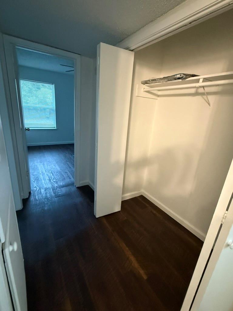 2124 Burton Dr # 251, Austin, TX 78741